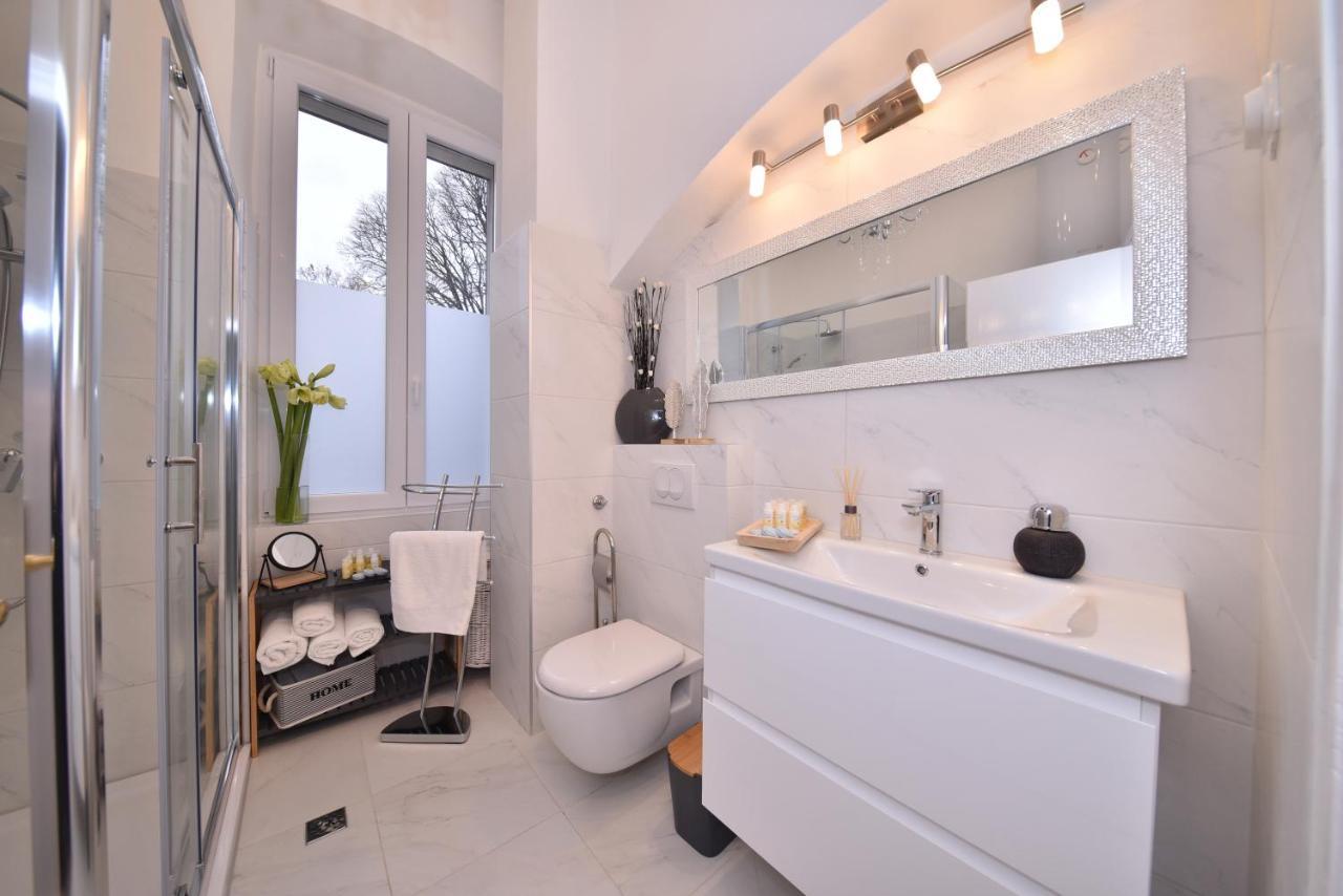 Zadar Center Beach Apartment - Directly On The Sea Eksteriør bilde