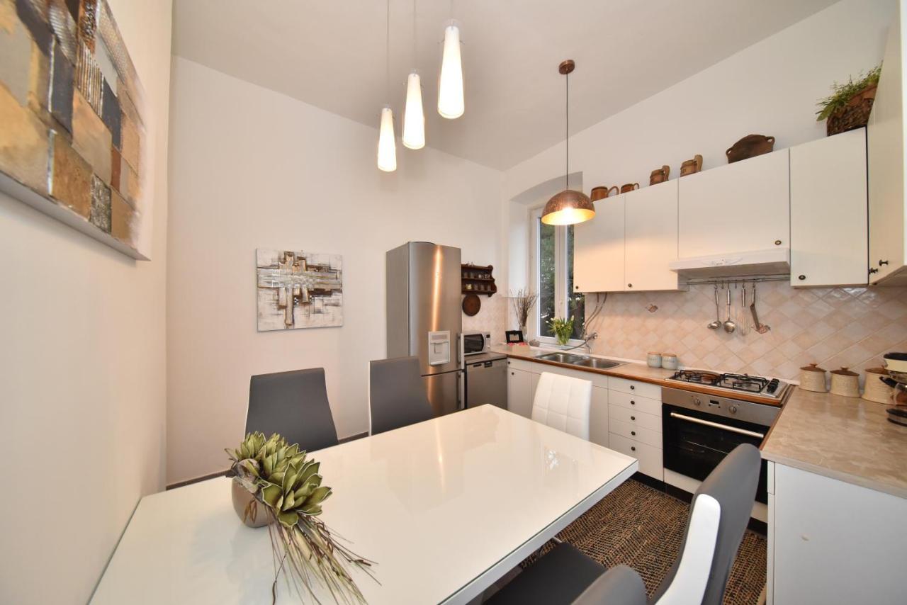 Zadar Center Beach Apartment - Directly On The Sea Eksteriør bilde