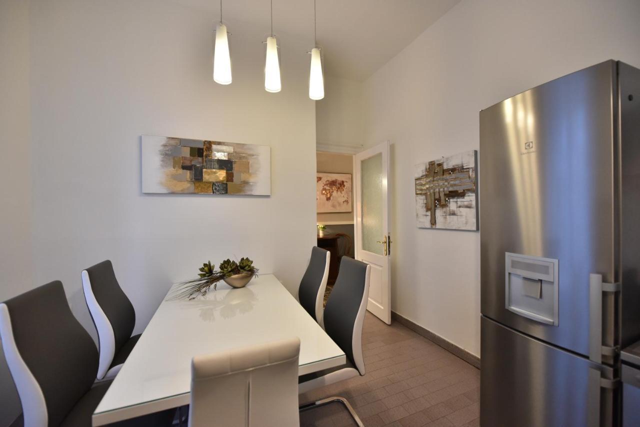 Zadar Center Beach Apartment - Directly On The Sea Eksteriør bilde